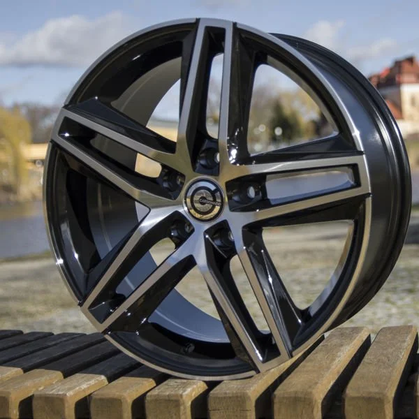 Felgi Aluminiowe Carbonado Stormy 17
