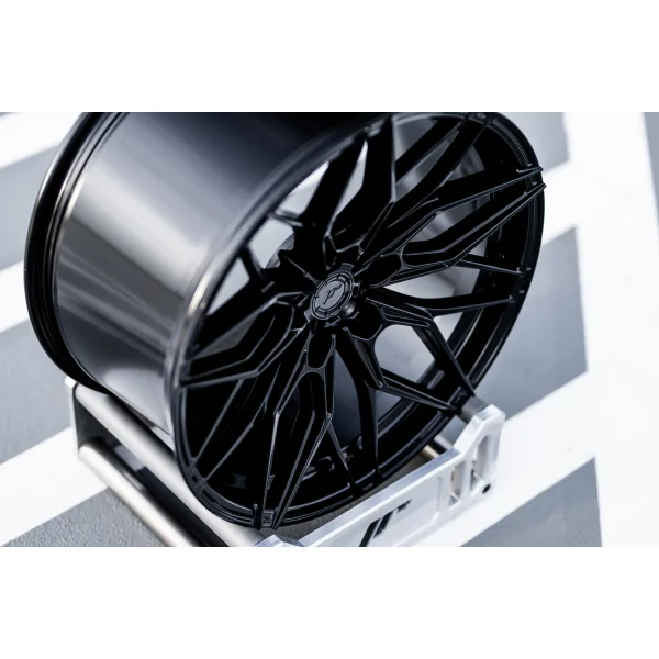JR Wheels JR46 19x8 ET40 5x112 Gloss Black