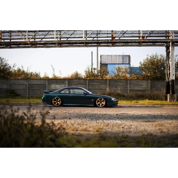 JR Wheels JR32 18x8,5 ET20-38 5H BLANK Gold