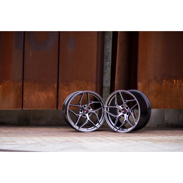 JR Wheels JR35 19x8,5 ET45 5x112 Hyper Black