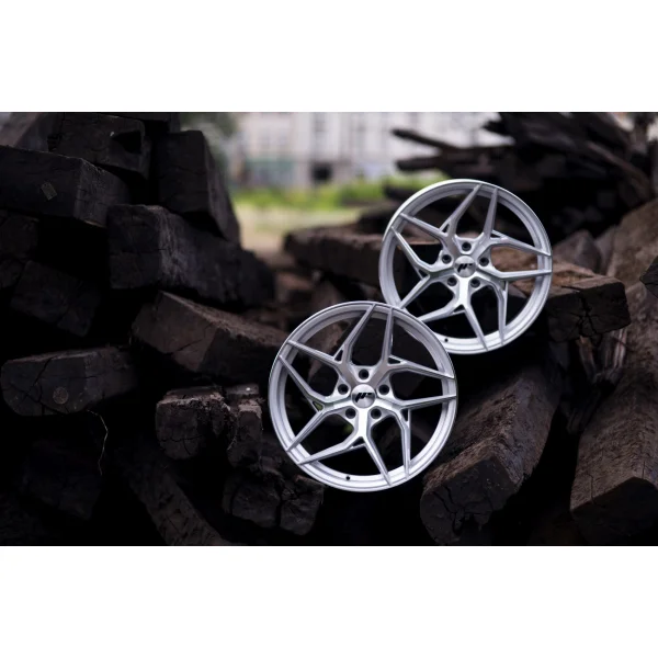 JR Wheels JR35 19x8,5 ET35 5x120 Silver Machined Face