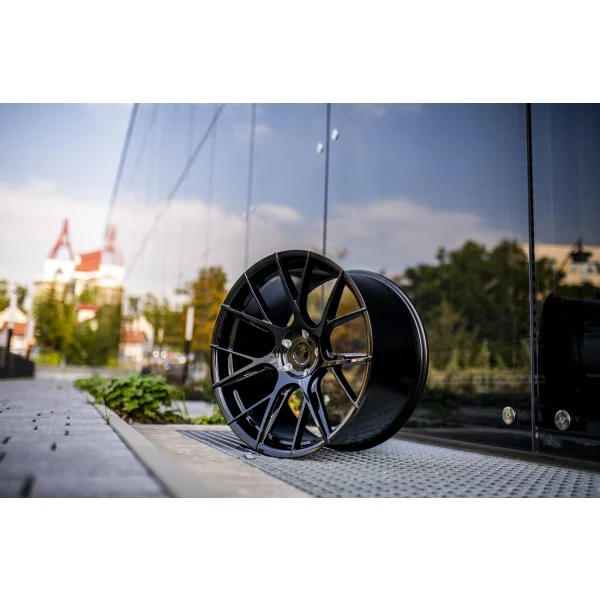 JR Wheels JR42 20x8,5 ET20-45 5H BLANK Gloss Black