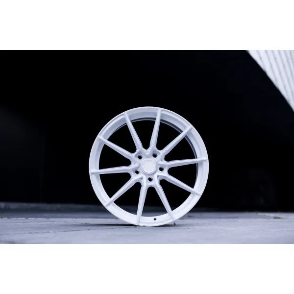JR Wheels SL02 19x10,5 ET15-57 5H BLANK White