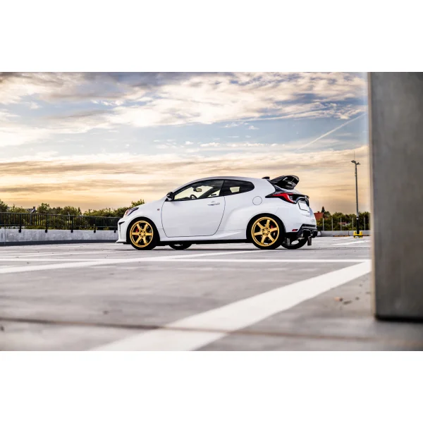 JR Wheels SL03 18x9,5 ET20-38 5H BLANK Gold