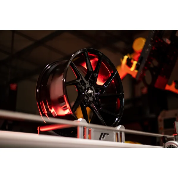 JR Wheels JR33 19x8,5 ET45 5x112 Gloss Black