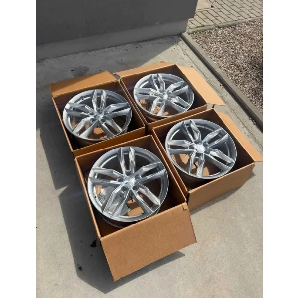 Felgi 2DRV WH40 18 x 8J ET30 5x112 66,6