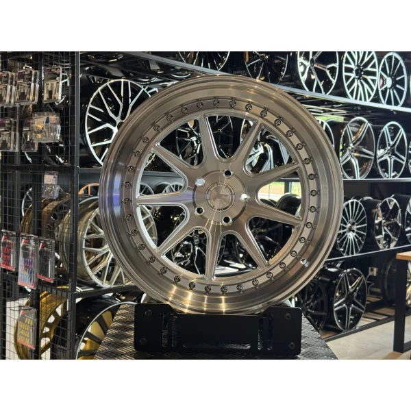 Felgi JR Wheels JR47 19x8,5J ET35 9,5J ET35 5x112 72,6 Silver Machined Face