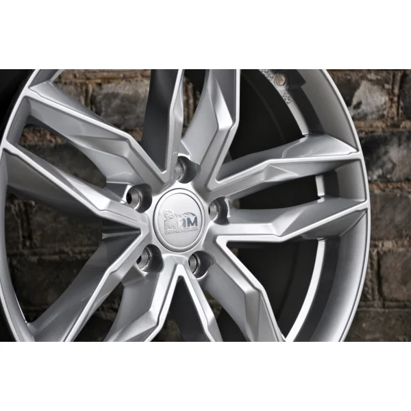 Felgi Aluminiowe MAM RS3 20