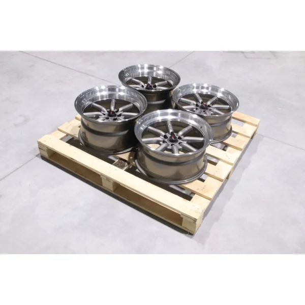 Set of JR19 17x8 ET0 + 17x9 ET-25 3x112 Gun Metal