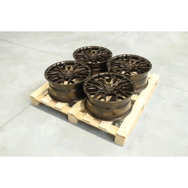 Set of CVR1 19x8,5 ET42 + 19x8,5 ET45 5x108 Gloss Bronze