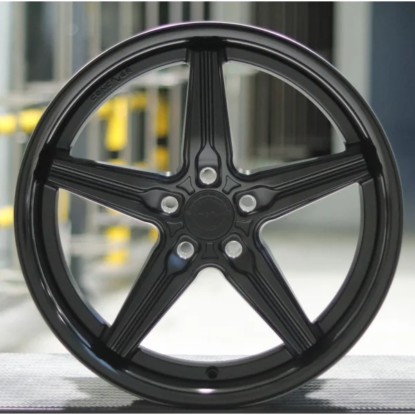 Concaver CVR9 19x8,5 Matt Black