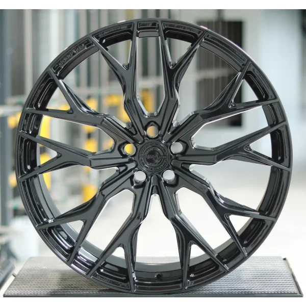 Concaver CVR1 23x10 Platinum Black