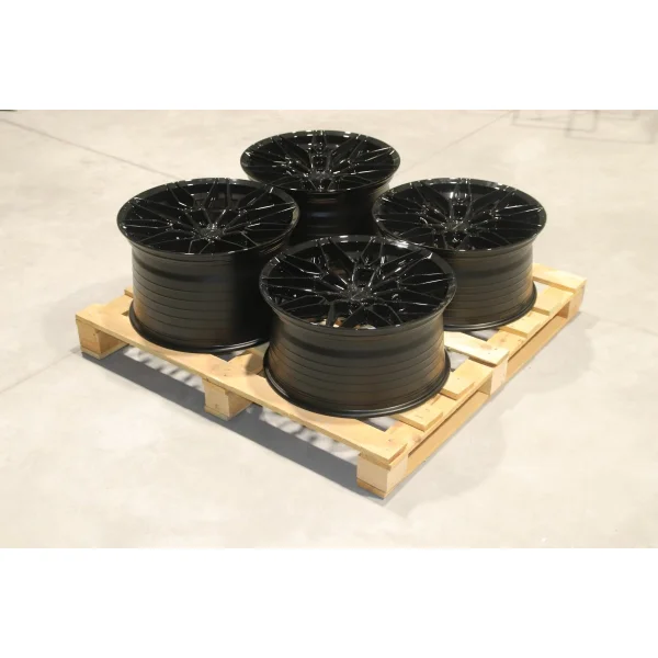 Set of CVR6 20x10 ET37 + 20x12 ET30 5x114,3 Gloss Black