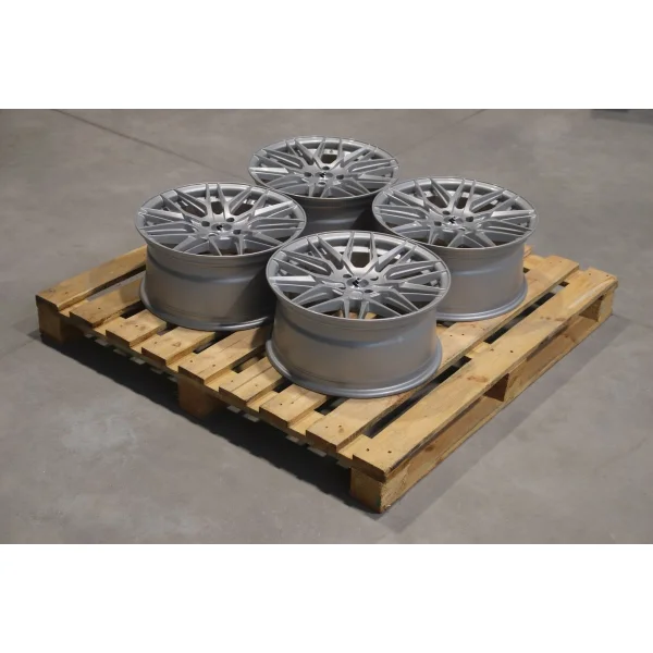 Set of JR28 17x8 ET38 4x100 Gloss Silver