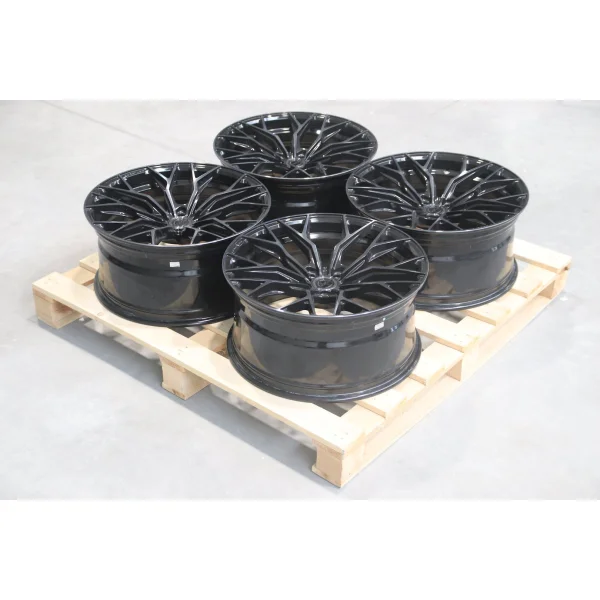 Set of CVR1 20x9,5 ET33 5x114,3 Double Tinted Black